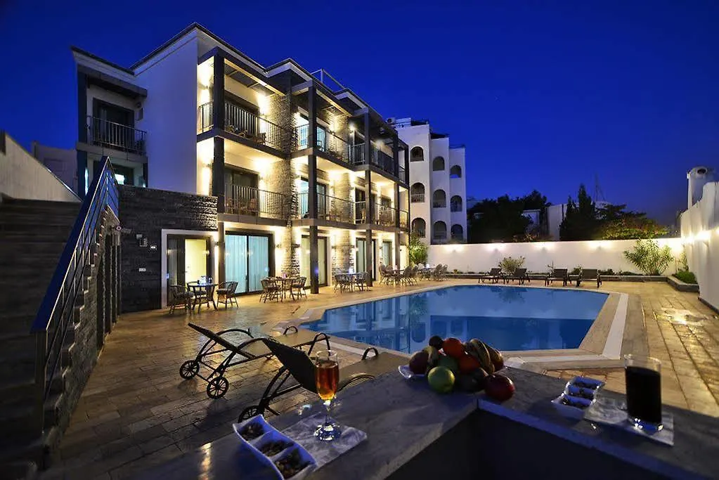 M Suite Butik Apart Hotel Битез